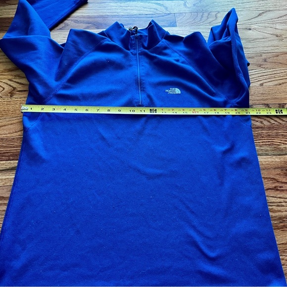 North Face - Men’s Quarter Zip. Large. Bright Blue. Vaporwick - Picture 5 of 10